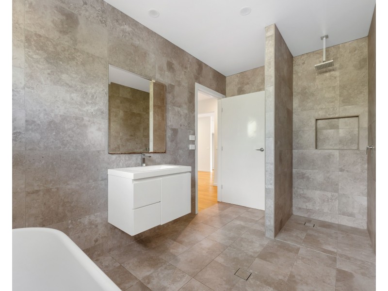 3 Oakwood Way, Catalina NSW 2536