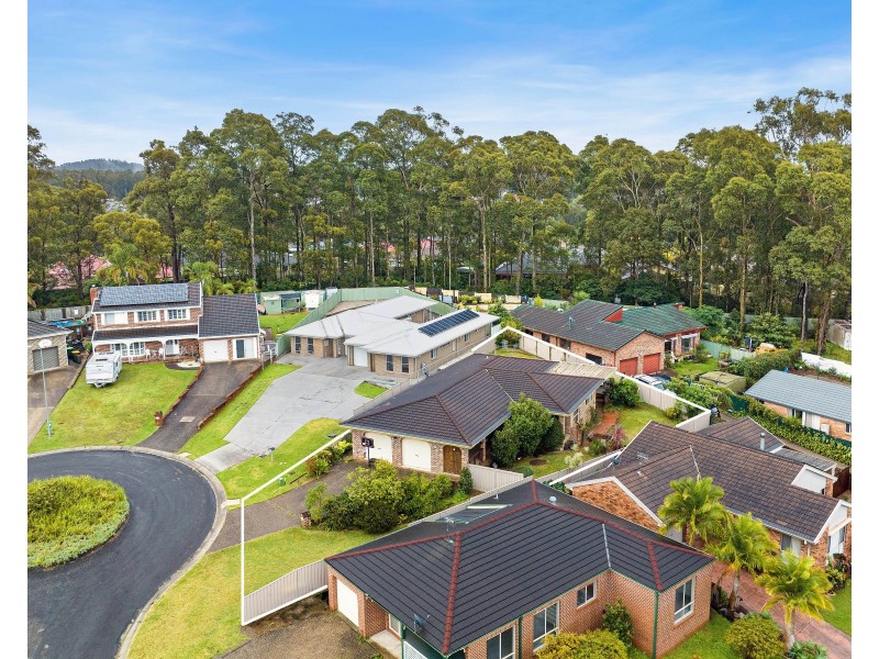 4 Eyre Place, Sunshine Bay NSW 2536