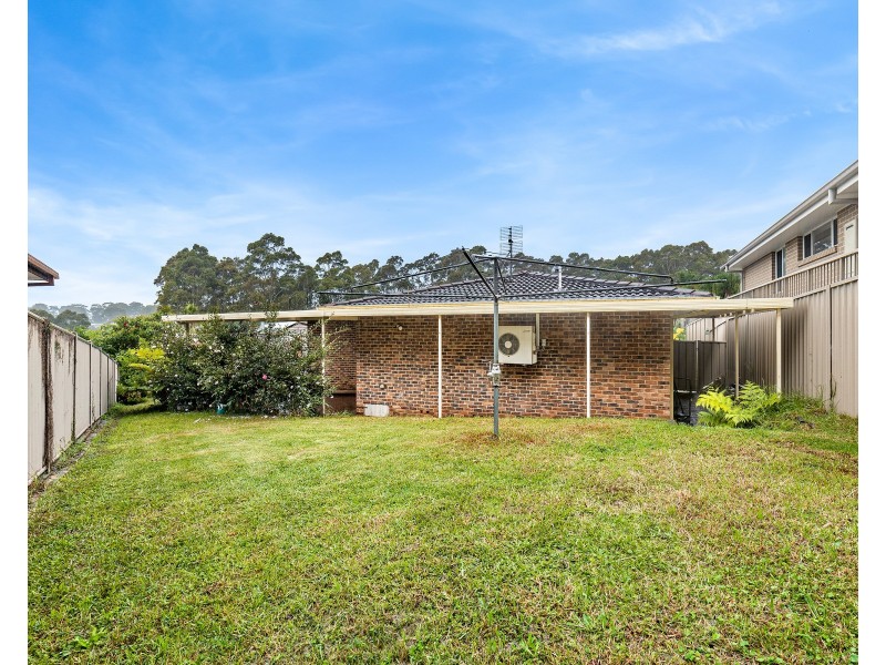 4 Eyre Place, Sunshine Bay NSW 2536