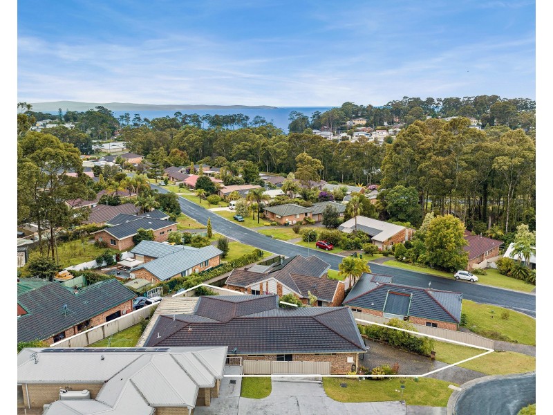 4 Eyre Place, Sunshine Bay NSW 2536