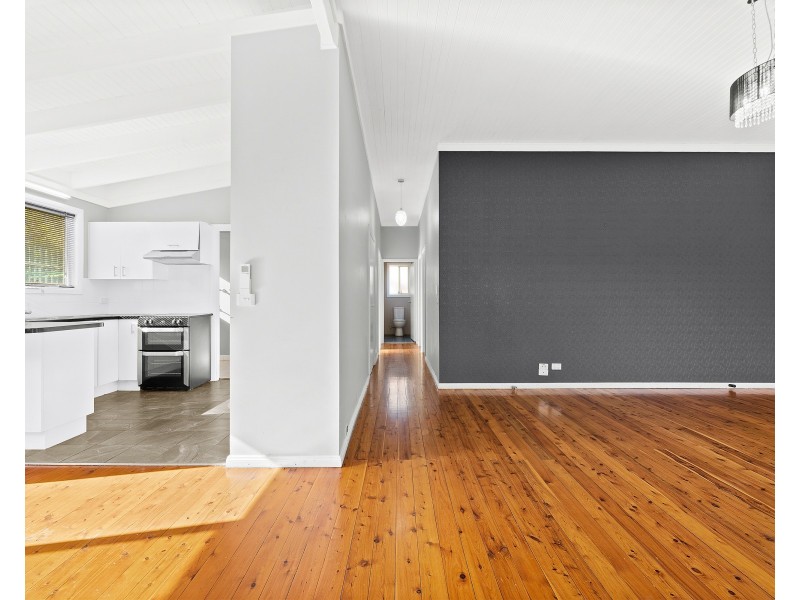 13 Irene Avenue, Batehaven NSW 2536