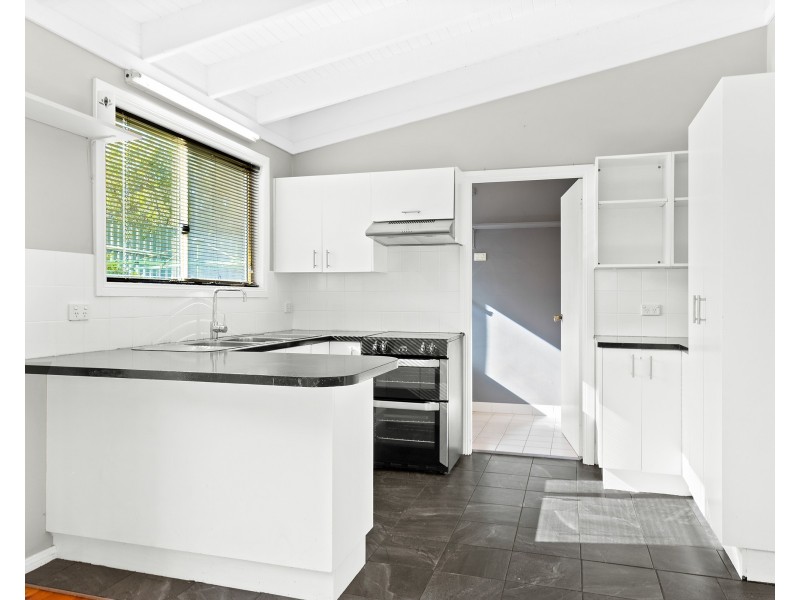 13 Irene Avenue, Batehaven NSW 2536