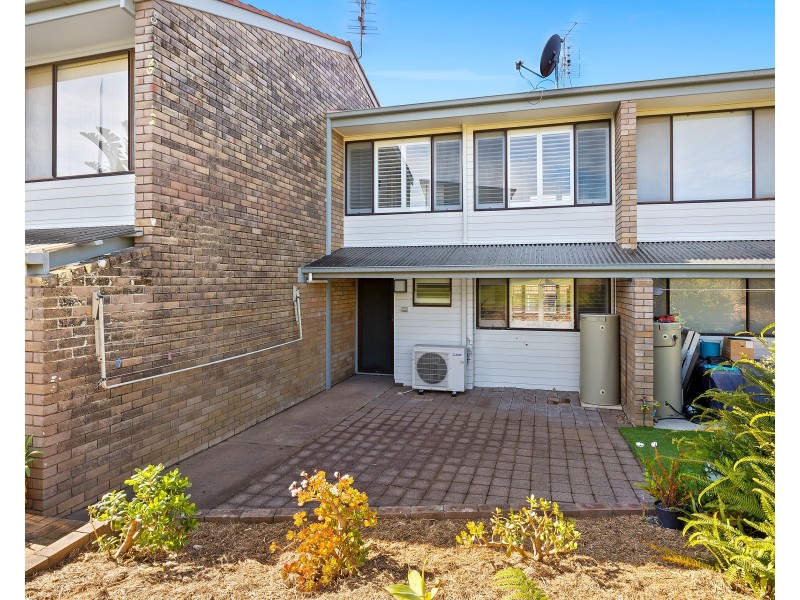 14/1 Calton Road, Batehaven NSW 2536