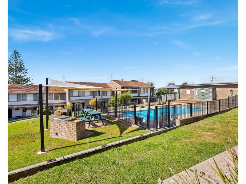 14/1 Calton Road, Batehaven NSW 2536