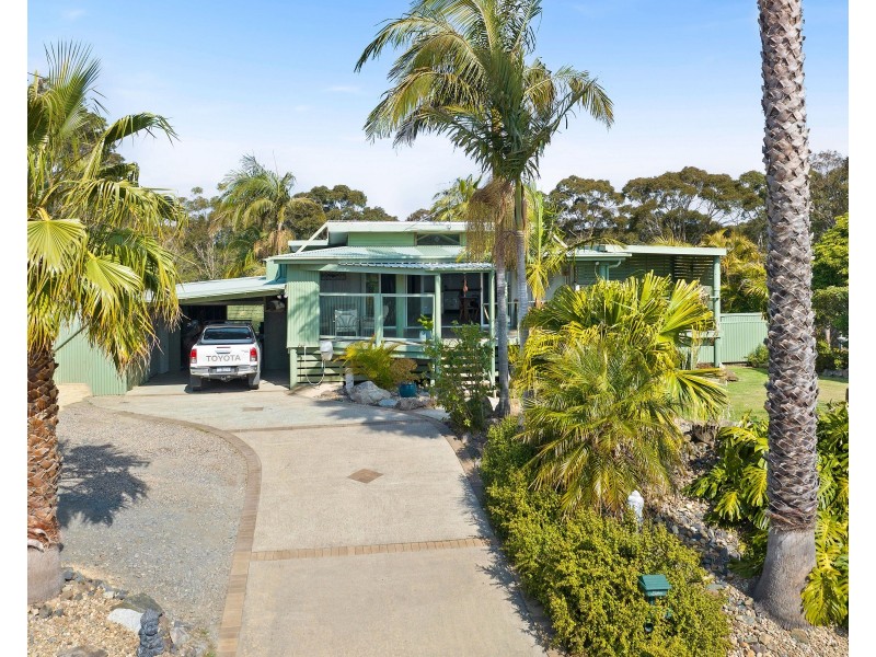 33 Tallwood Crescent, Rosedale NSW 2536