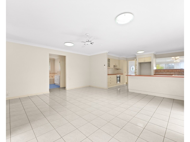 5 Hakea Place, Catalina NSW 2536