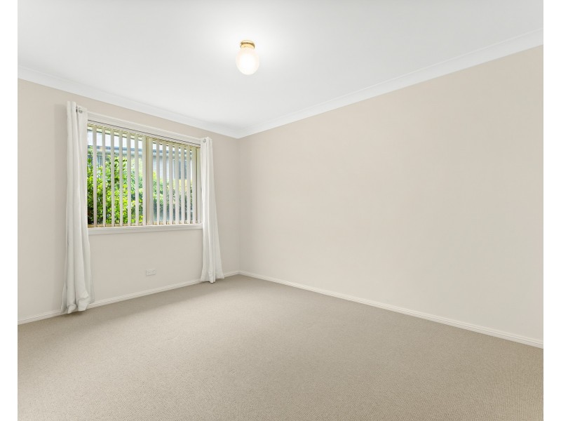 5 Hakea Place, Catalina NSW 2536