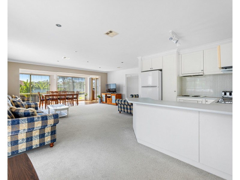 14 Yugura Street, Malua Bay NSW 2536