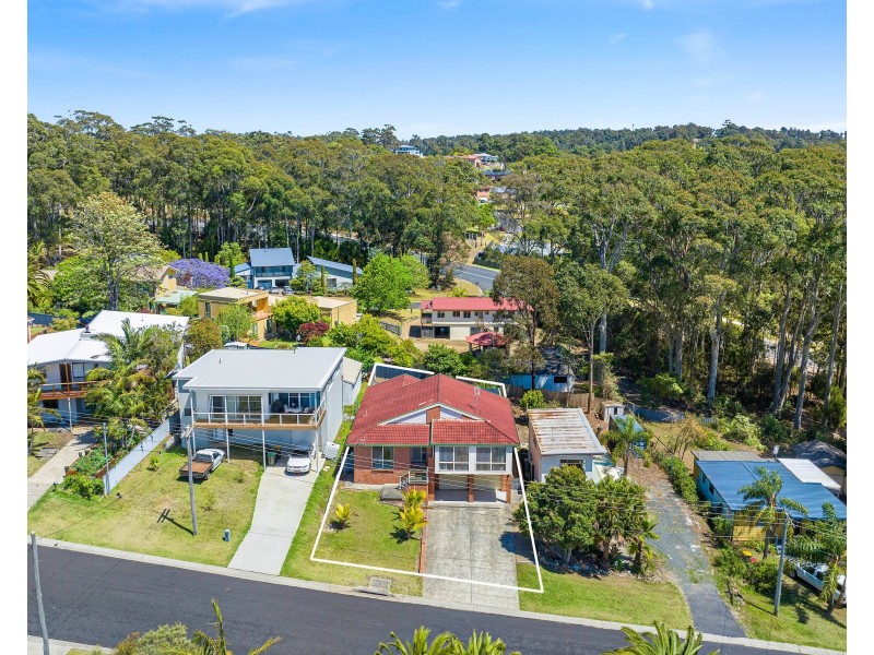 14 Yugura Street, Malua Bay NSW 2536