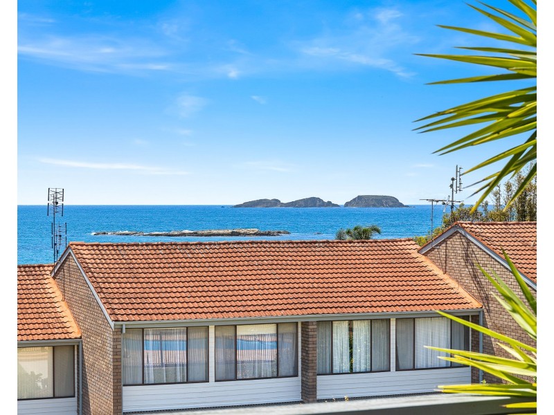 18/1 Calton Road, Batehaven NSW 2536
