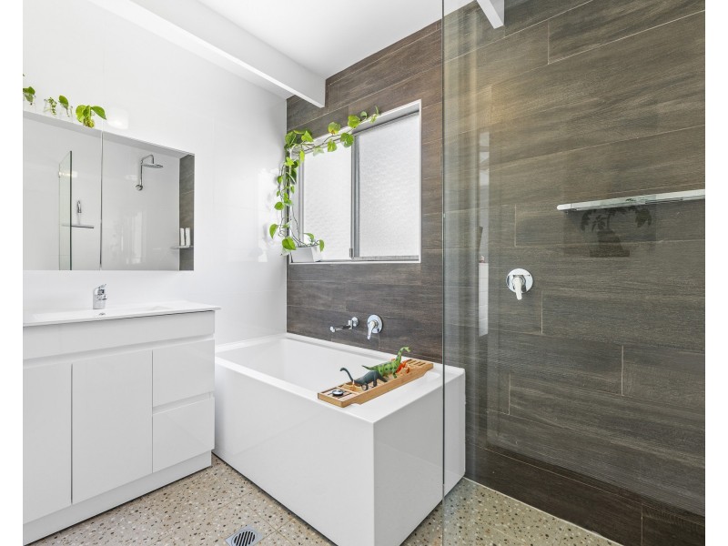 35 Yugura Street, Malua Bay NSW 2536