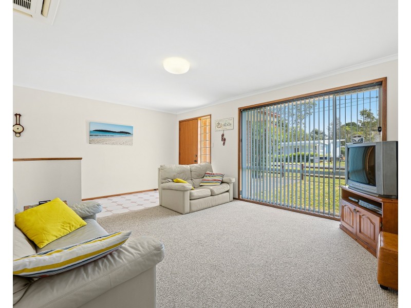 10 Train Street, Broulee NSW 2537
