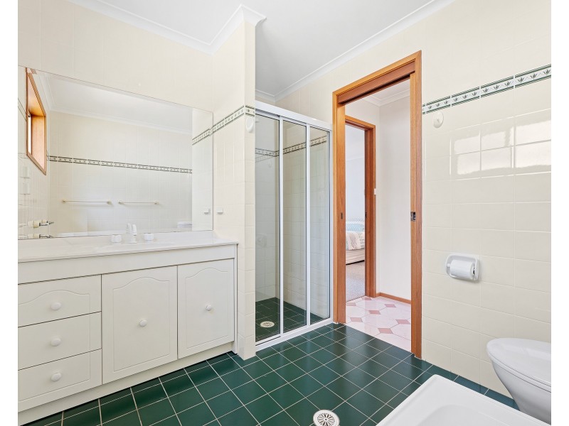 10 Train Street, Broulee NSW 2537