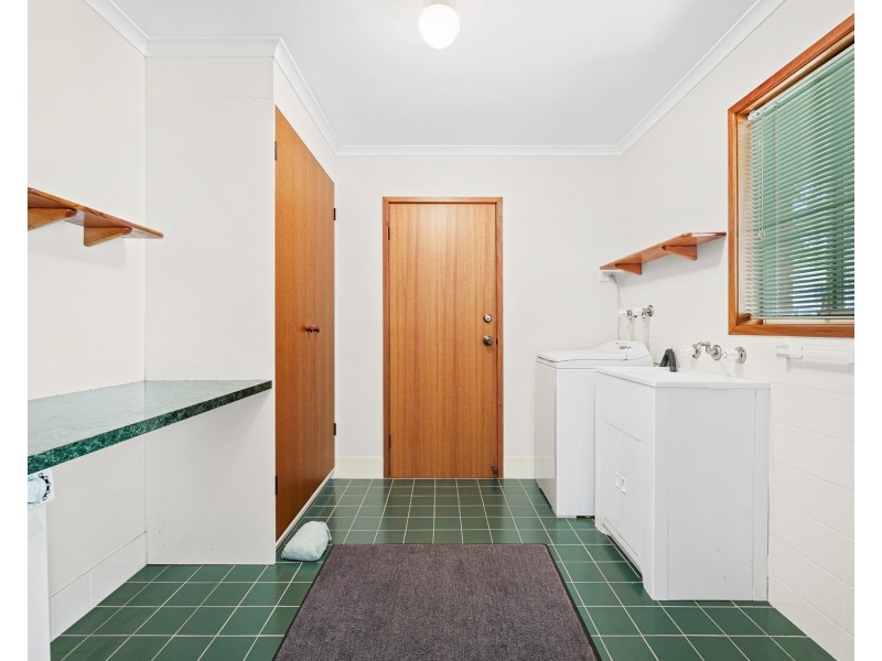 10 Train Street, Broulee NSW 2537