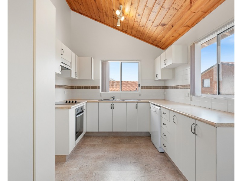 52 Tallawang Ave, Malua Bay NSW 2536