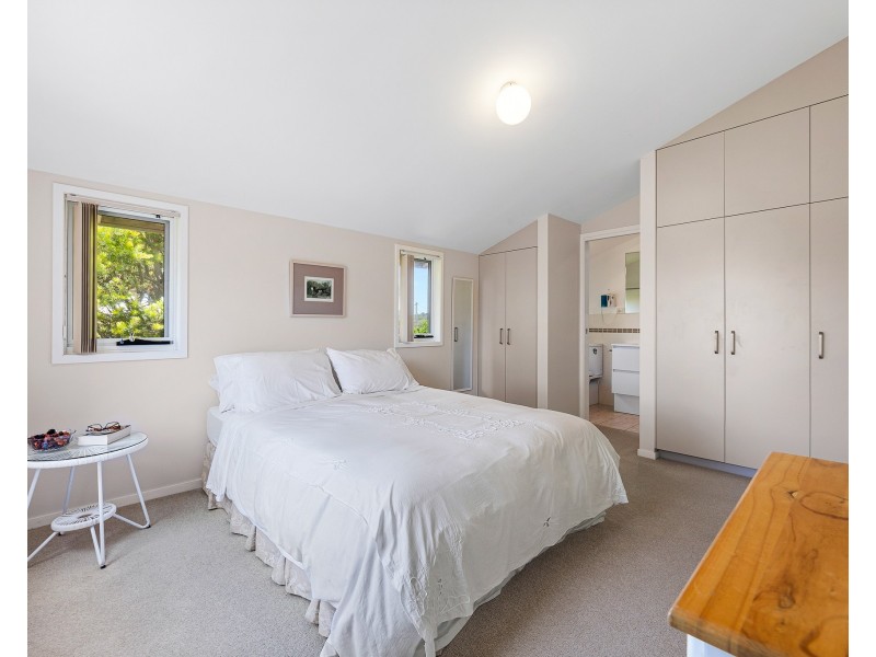 52 Tallawang Ave, Malua Bay NSW 2536