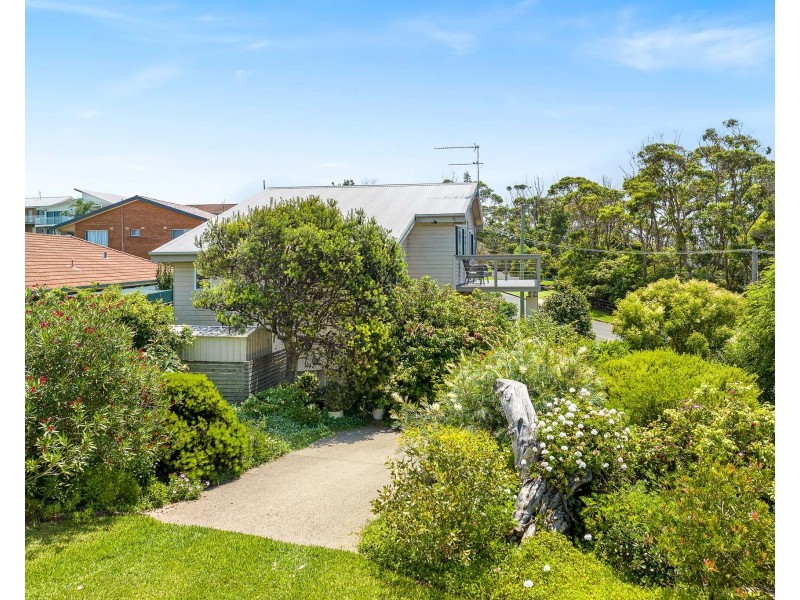 52 Tallawang Ave, Malua Bay NSW 2536