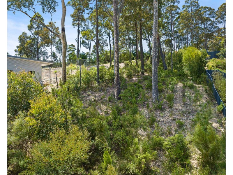 9 CURRAWONG CRESCENT, Malua Bay NSW 2536