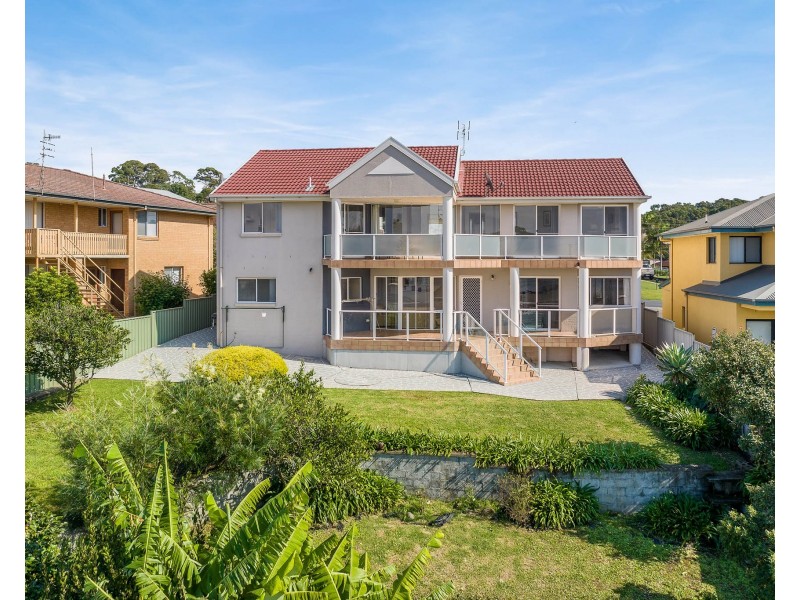 14 Moorong Crescent, Malua Bay NSW 2536