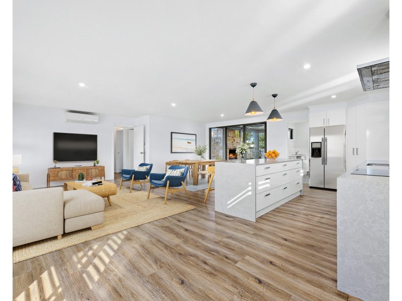 105 Ainslie Parade, Tomakin NSW 2537