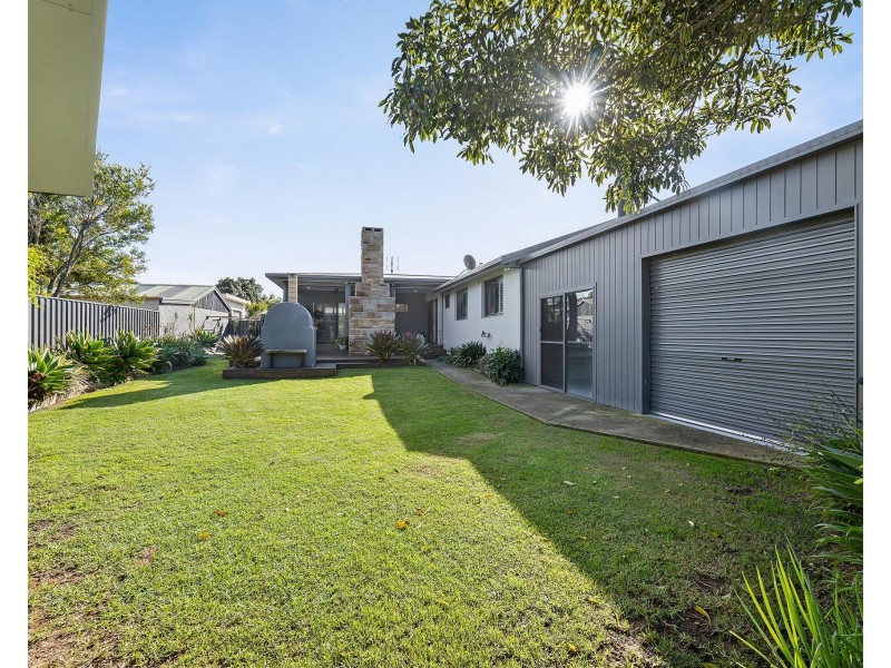 105 Ainslie Parade, Tomakin NSW 2537