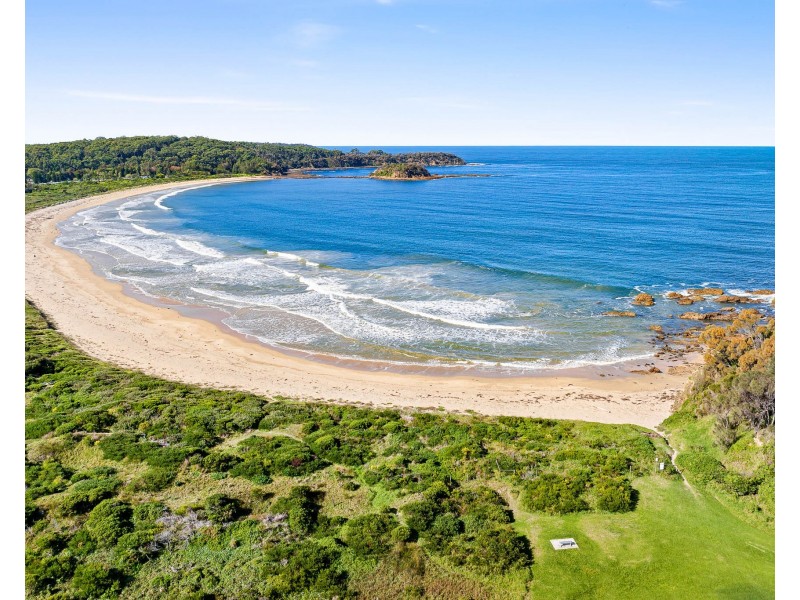 105 Ainslie Parade, Tomakin NSW 2537