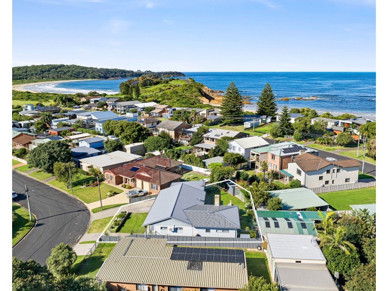 105 Ainslie Parade, Tomakin NSW 2537