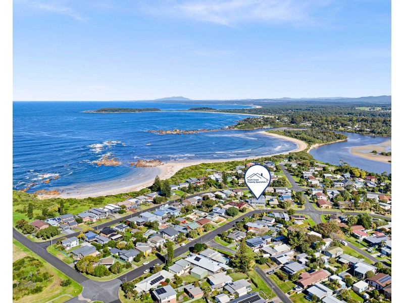 105 Ainslie Parade, Tomakin NSW 2537