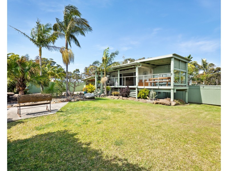 33 TALLWOOD CRESCENT, Rosedale NSW 2536