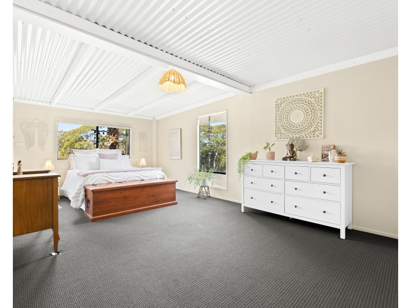 33 TALLWOOD CRESCENT, Rosedale NSW 2536