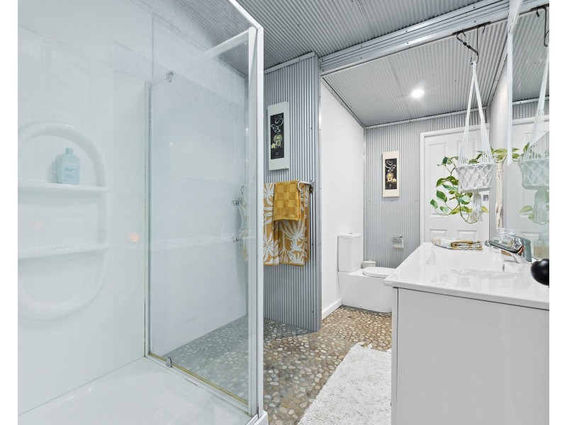 33 TALLWOOD CRESCENT, Rosedale NSW 2536