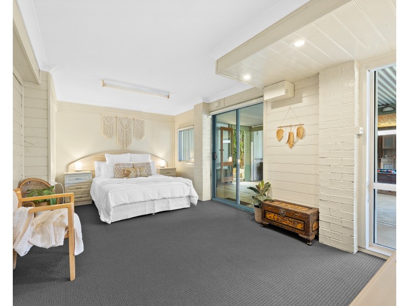 33 TALLWOOD CRESCENT, Rosedale NSW 2536