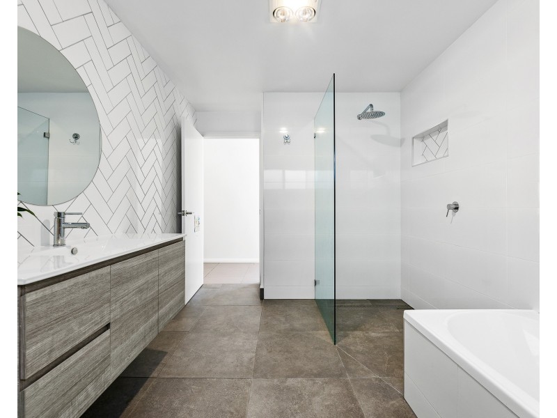 12A WOOLABAR DRIVE, Broulee NSW 2537