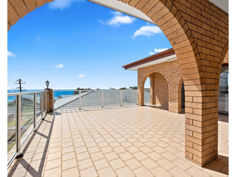 44 Moorong Crescent, Malua Bay NSW 2536