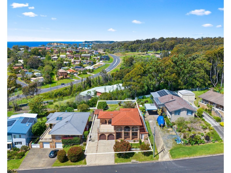 44 Moorong Crescent, Malua Bay NSW 2536