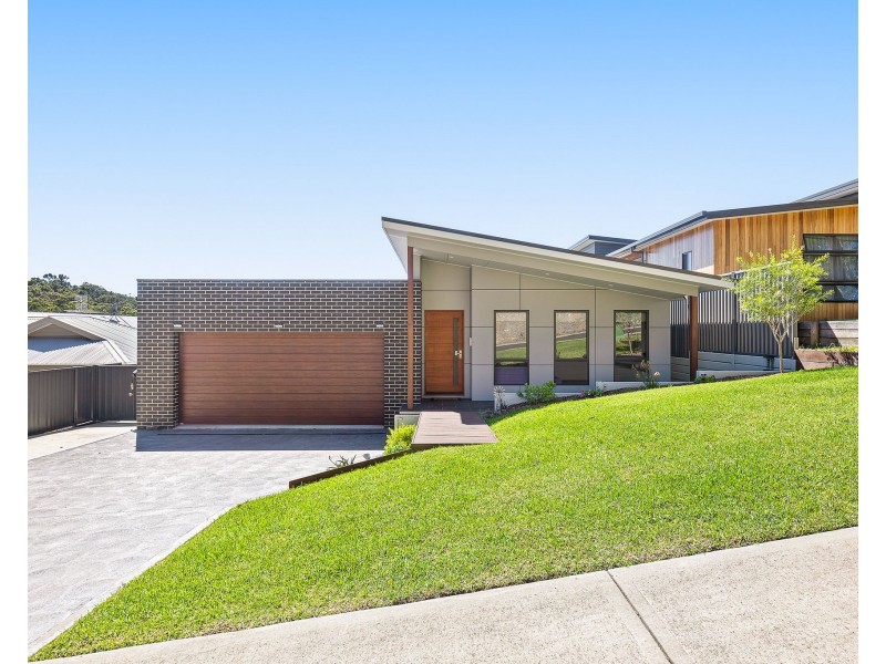 92 SYLVAN STREET, Malua Bay NSW 2536