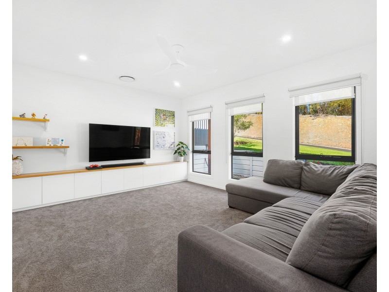 92 SYLVAN STREET, Malua Bay NSW 2536