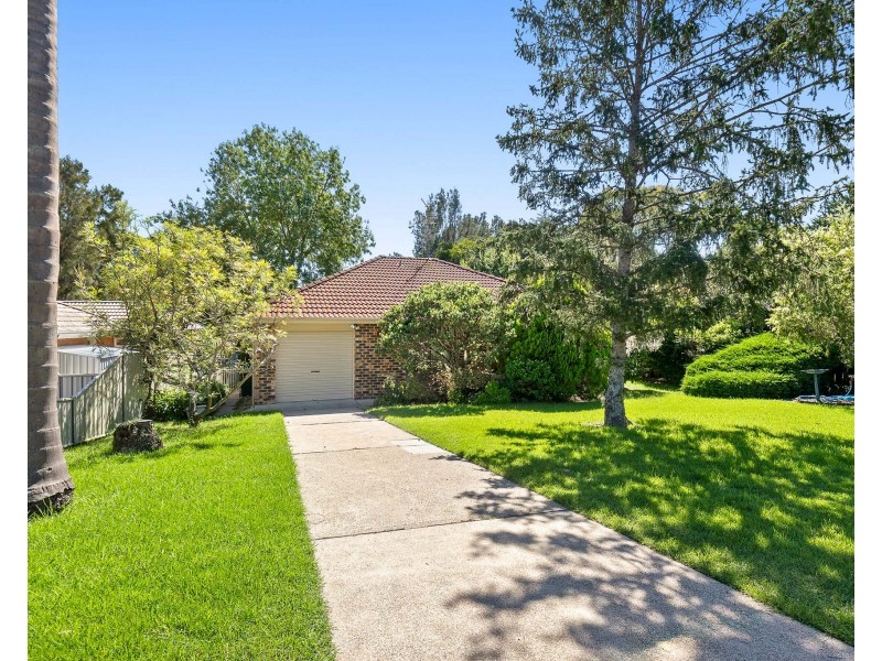 15 Lincoln Crescent, North Batemans Bay NSW 2536
