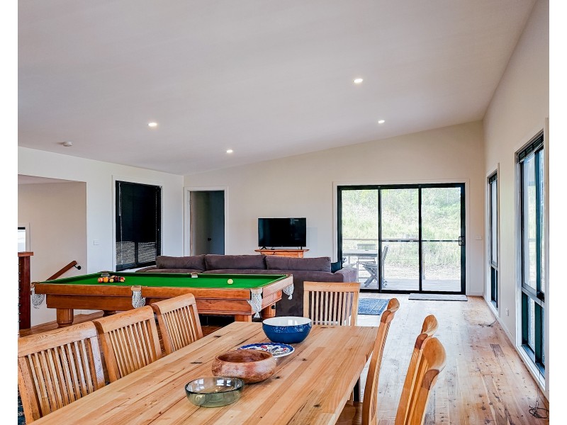 64 Bellbird Drive, Malua Bay NSW 2536