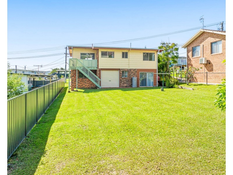 15 Malua Street, Malua Bay NSW 2536