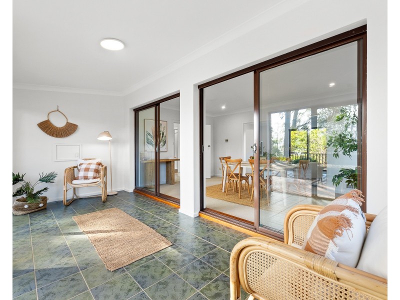 10 Beechwood Court, Sunshine Bay NSW 2536