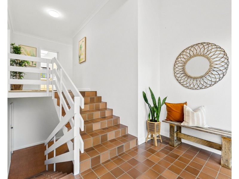 10 Beechwood Court, Sunshine Bay NSW 2536