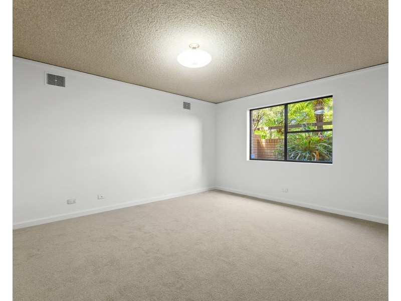 10 Beechwood Court, Sunshine Bay NSW 2536