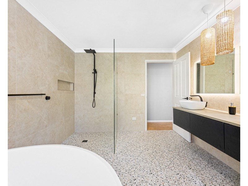 13 Kurrara Close, Malua Bay NSW 2536