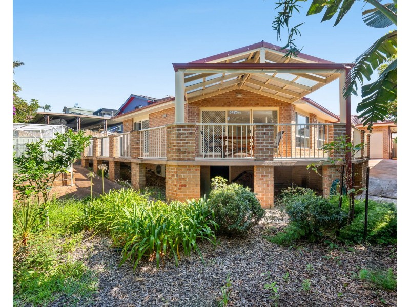 6 Boondi Street, Malua Bay NSW 2536