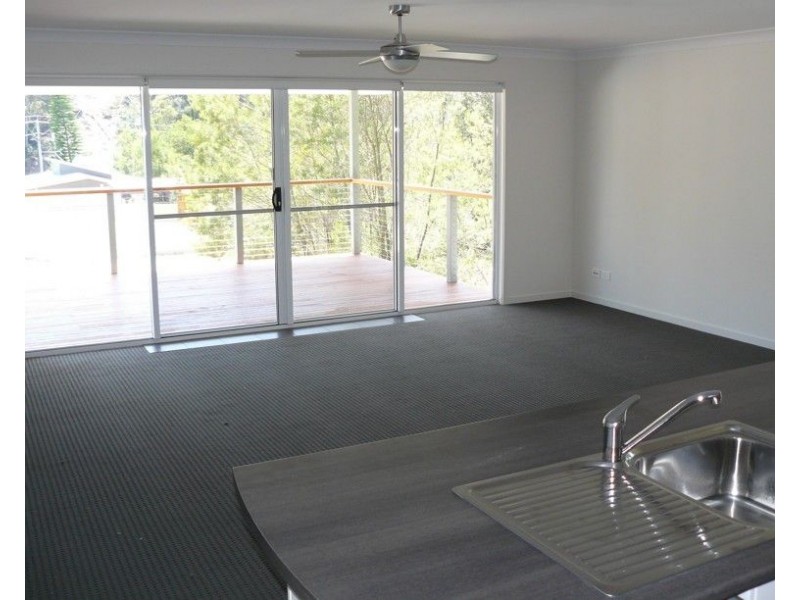 8B Elandra Place, Malua Bay NSW 2536