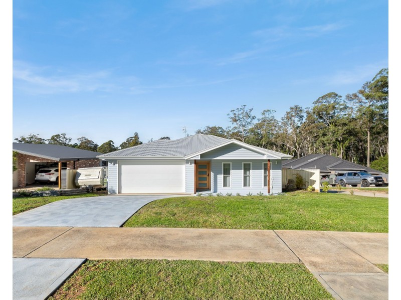 9 Ascension Way, Batehaven NSW 2536