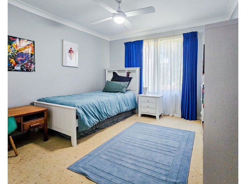12 Foam Street, Surfside NSW 2536