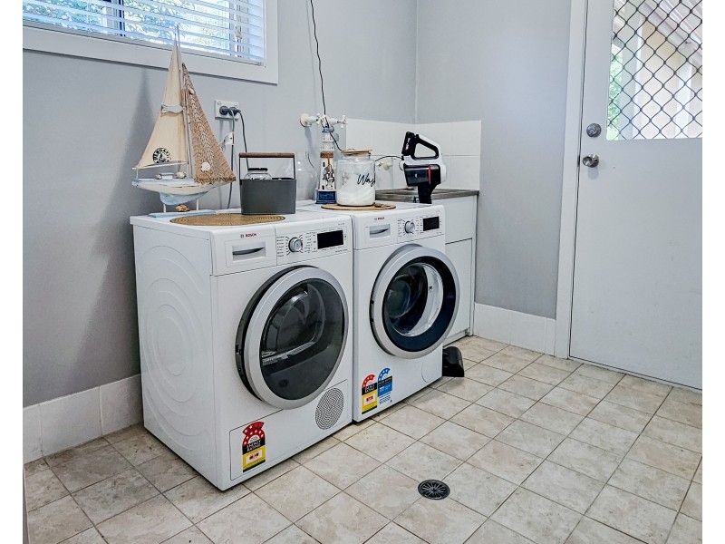 12 Foam Street, Surfside NSW 2536