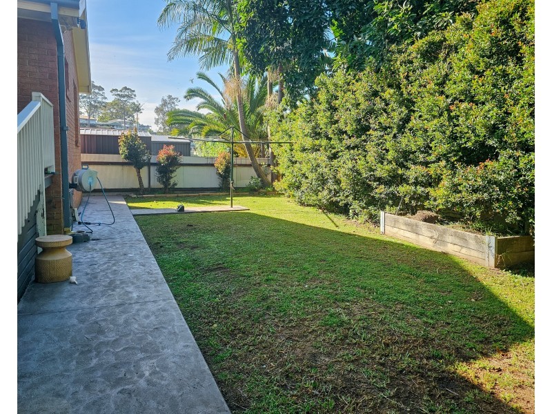 12 Foam Street, Surfside NSW 2536